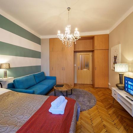 Dlouha Apartment With Balcony Prague Extérieur photo